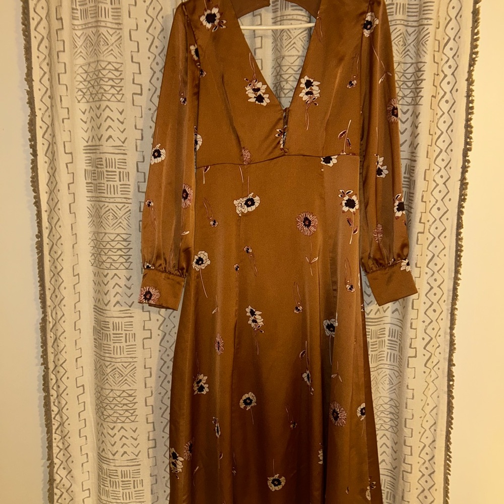 ASTR The Label Floral Long Sleeve V-Neck Satin Maxi Dress - Brown Floral